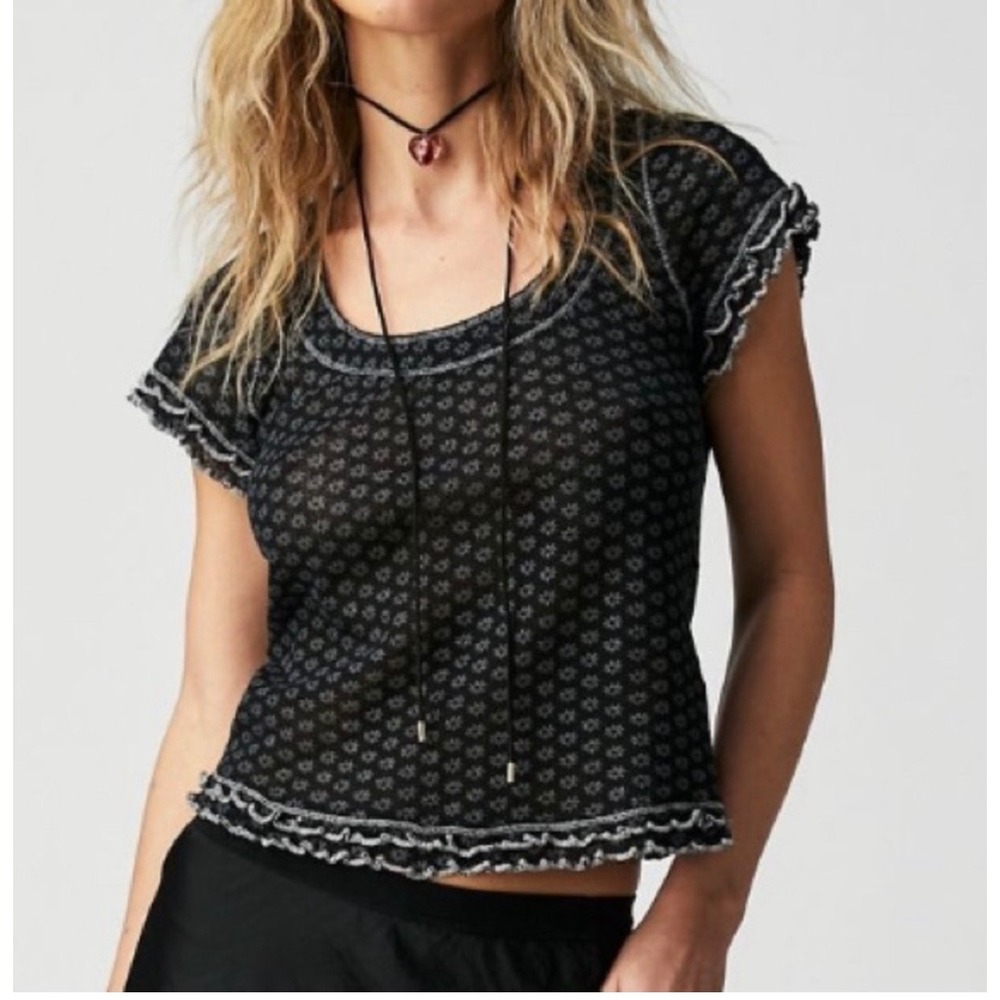 Free People Garner Tee Scoop Neck Top Black Grey Lettuce Edge Short Sleeve Small